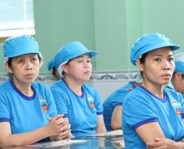 TUYỂN 60 NỮ CHẾ BIẾN THỨC ĂN KÈM